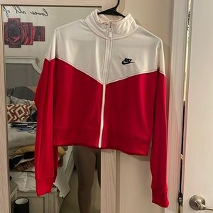 Nike women’s crop zip up.